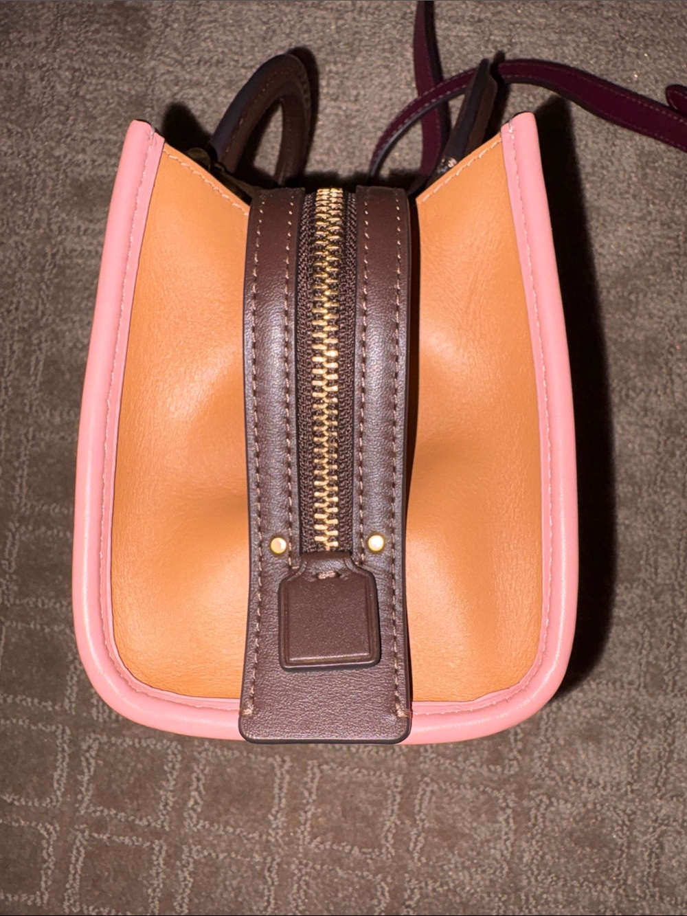 Coach Rogue 17 - Picture 4 of 13